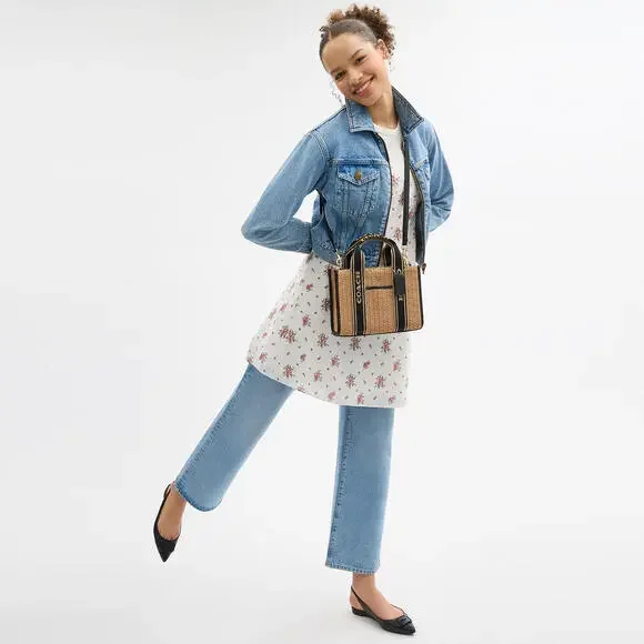 Smith Tote Bag 24 - Picture 4 of 10